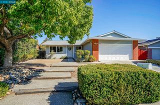 342 Lakeside Ct, Martinez, CA 94553