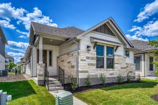 448 Burlington Dr, Buda, TX 78610