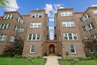 719 Emerson St #2E, Evanston, IL 60201