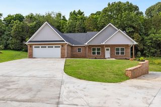 196 Adley St, Morristown, TN 37814