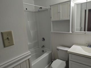 180 Main St #E124, Bridgewater, MA 02324