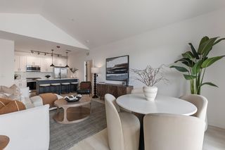 3223 111th St #2B-2Ba-1080Sqft, Naperville, IL 60564
