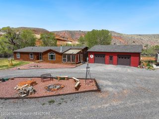 15 Riverbend Ln, Dubois, WY 82513