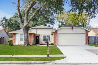12211 Kleinmeadow Dr, Houston, TX 77066