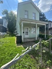 612 Berry St, Dayton, KY 41074