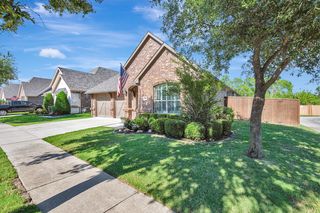 6956 Finch Dr, North Richland Hills, TX 76182