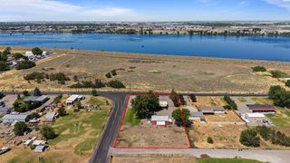 196903 E  3rd Ave, Kennewick, WA 99337