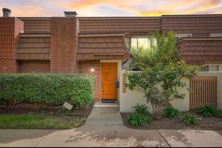 10510 Larwin Ave #3, Chatsworth, CA 91311