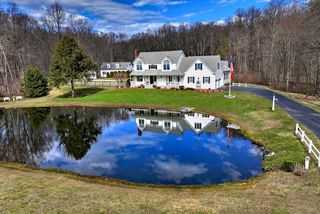 35 Candee Rd, Prospect, CT 06712