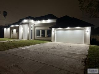 9 Conquistador Dr, Brownsville, TX 78520