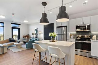 3737 Farnam St #914, Omaha, NE 68131