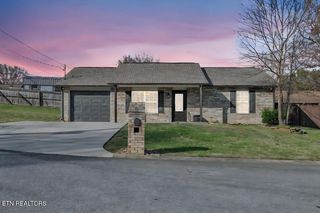 7512 Bathsheeba Ln, Corryton, TN 37721