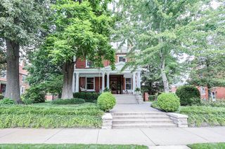 220 Fountain Ave, Paducah, KY 42001