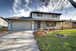 2518 N  Fairfield Ct, Appleton, WI 54911