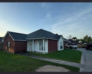 1221 E  Worthey St, Gonzales, LA 70737