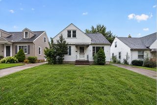 14112 Krems Ave, Maple Heights, OH 44137