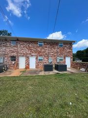142 McDaniel St #G, Forest City, NC 28043