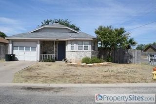 1457 Hillary Ct, San Angelo, TX 76901
