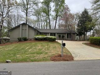 5353 High Harbor Ct, Gainesville, GA 30504