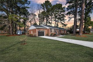 337 Willard Dr, Chesapeake, VA 23322
