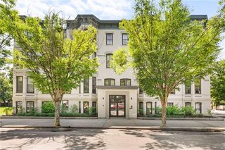 31 Parade St #201, Providence, RI 02909