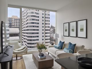 25 Cottage Pl #511, White Plains, NY 10601