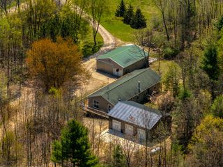 1651 150th Ave, Morley, MI 49336