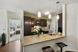 2703 Showplace Dr #2659-204, Naperville, IL 60564