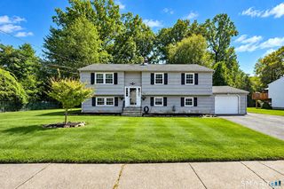 190 Baxter Lane, Milford, CT 06460