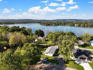 W13344 Klamer Rd, Lodi, WI 53555