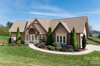 12 Horizon View Ln, Alexander, NC 28701