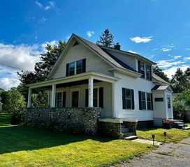 1475 Hartford Avenue, White River Junction, VT 05001