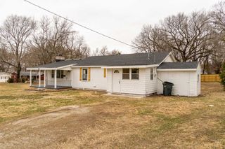 652 S  Oak Grove Ave, Springfield, MO 65802