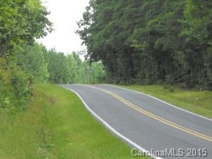 2 Corbett Rd, Troy, NC 27371