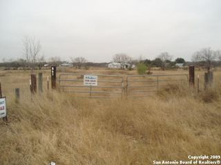 865 CR 6712 LOT 3, Natalia, TX 78059