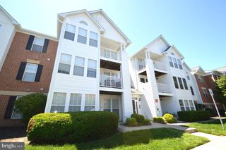 705 Harvest Run Dr #203, Odenton, MD 21113