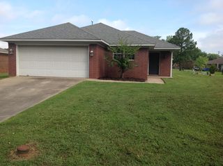 865 Crosspoint Rd, Conway, AR 72034