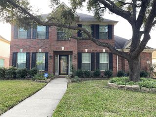 11215 Carriage Lake Dr, Houston, TX 77065