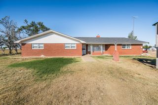 1723 County Road 9, Tulia, TX 79088