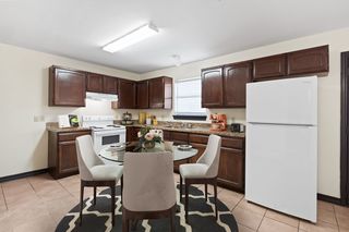 201 Masterson Rd #214, Laredo, TX 78046