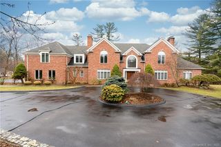 71 East Farms Road, Middlebury, CT 06762