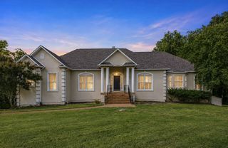 1108 Abbey Rd, Columbia, TN 38401