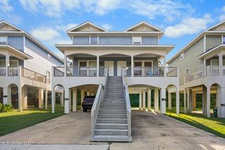 259 Benachi Ave #B, Biloxi, MS 39530