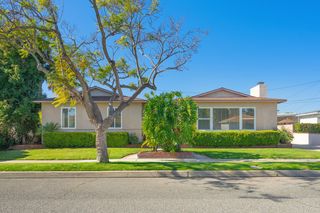 13233 Delafield Ave, Hawthorne, CA 90250