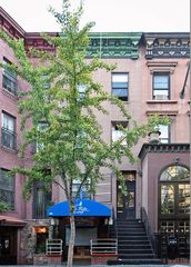 369 W  46th St, New York, NY 10036