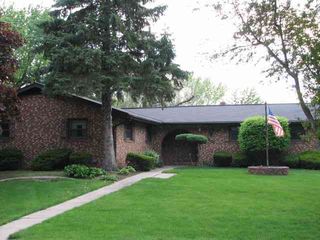 201 S  Robert Dr, Normal, IL 61761