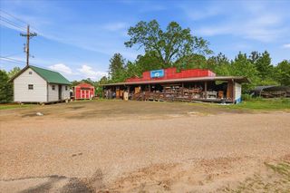 680 County Road 4450, Hillister, TX 77624