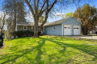 87 Clinton St, Whitesboro, NY 13492