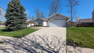 2821 Meadows Park Way, Fort Wayne, IN 46825