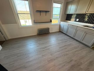 24 Hawk St #2, Amsterdam, NY 12010